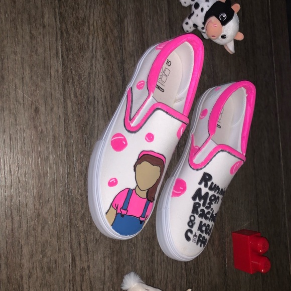 Custom painted shoes - Picture 4 of 4